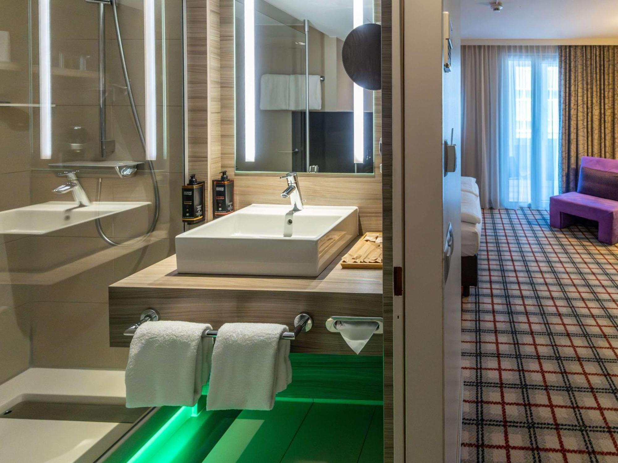 Mercure Salzburg City Екстер'єр фото