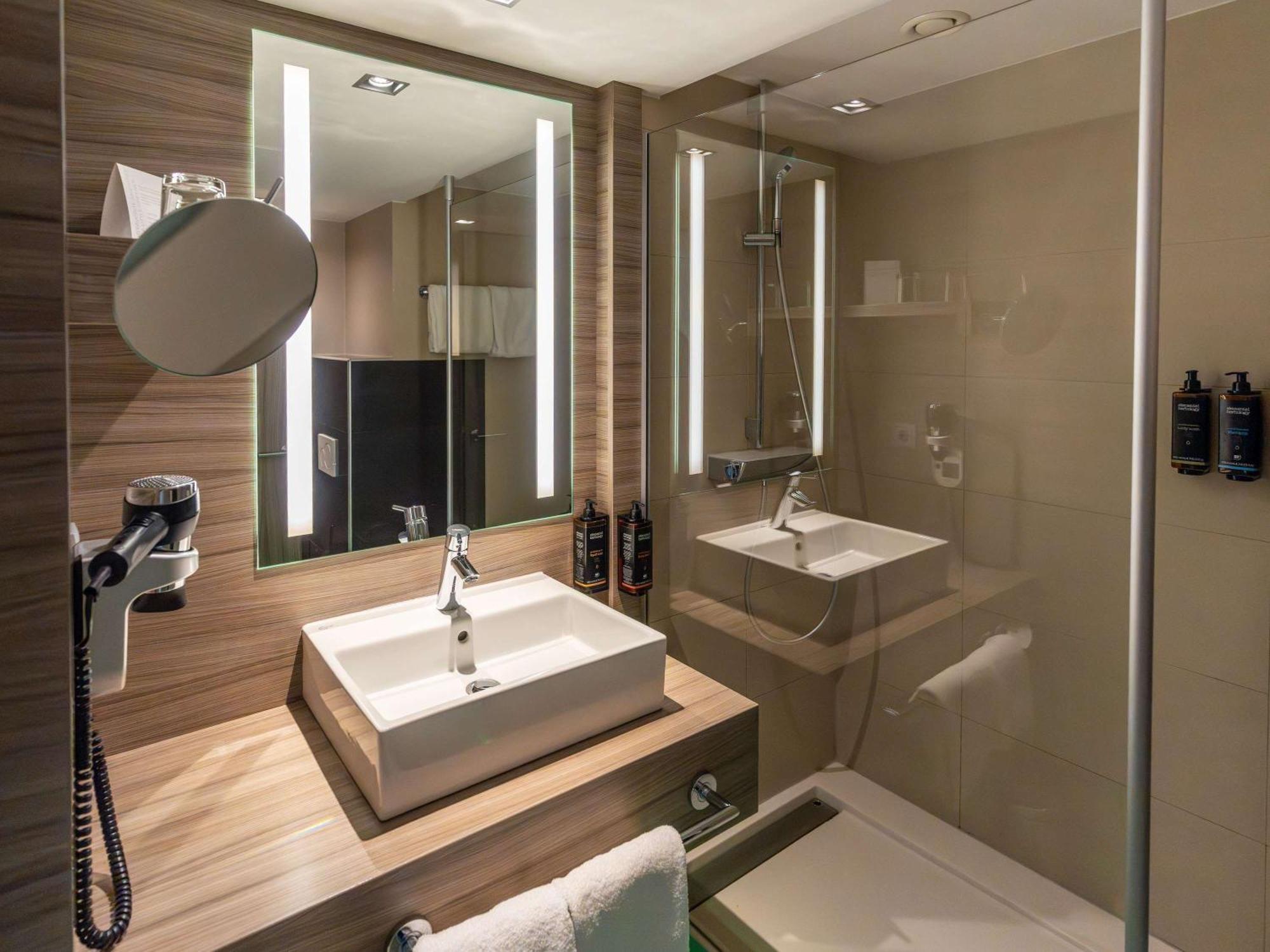 Mercure Salzburg City Екстер'єр фото